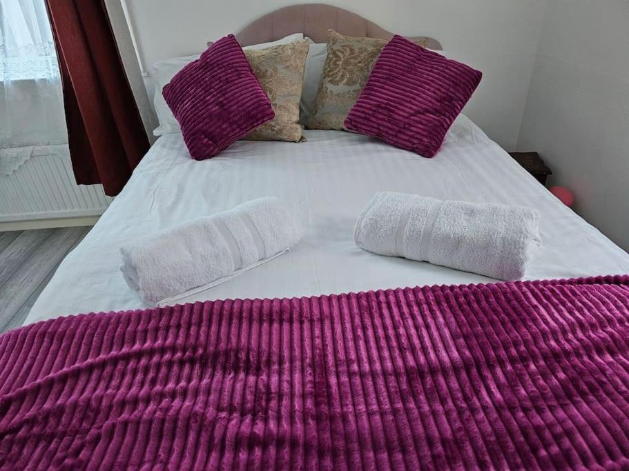 Luxury In Lewisham Apartment